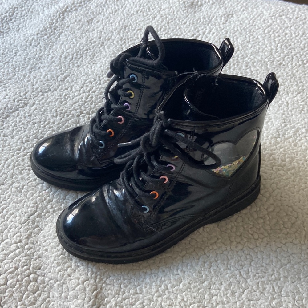 Place boots girl size 2